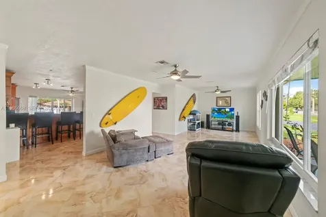 120 SE 3rd Avenue Dania Beach FL 33004