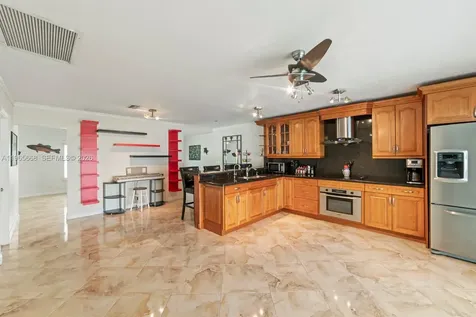 120 SE 3rd Avenue Dania Beach FL 33004