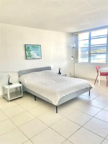 1817 S Ocean Drive Hallandale Beach FL 33009
