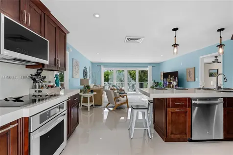 126 Columbus Drive Islamorada FL 33036