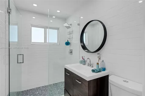 126 Columbus Drive Islamorada FL 33036