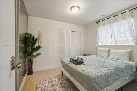 6723 NW 6th Avenue Miami FL 33150