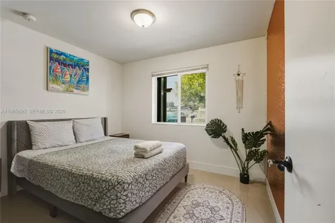 6723 NW 6th Avenue Miami FL 33150
