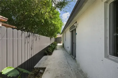 6723 NW 6th Avenue Miami FL 33150