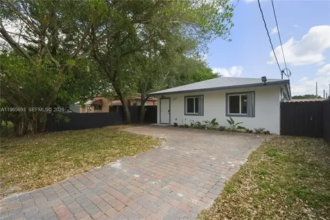 6723 NW 6th Avenue Miami FL 33150