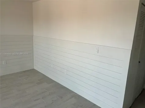 1121 SW 122 Avenue Miami FL 33184