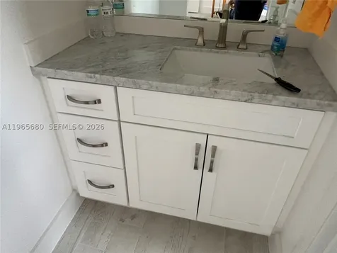 1121 SW 122 Avenue Miami FL 33184