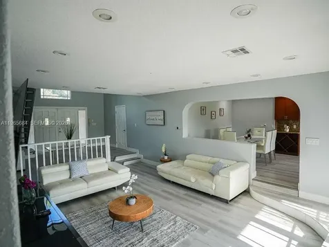 901 SW 121 Avenue Davie FL 33325