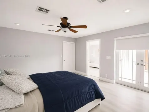 901 SW 121 Avenue Davie FL 33325