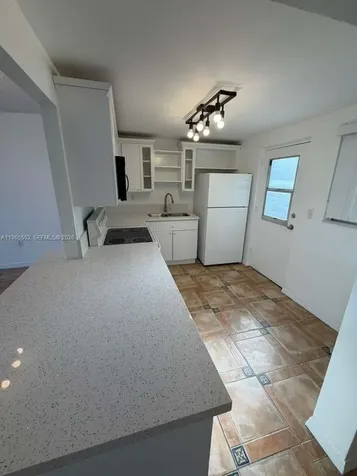 7850 Byron Avenue Miami Beach FL 33141