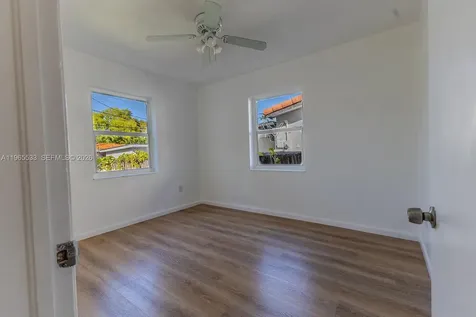 1441 SW 17th Street Miami FL 33145