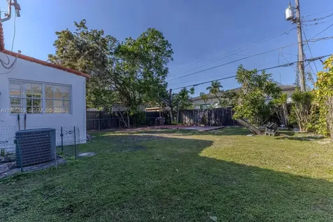 1441 SW 17th Street Miami FL 33145