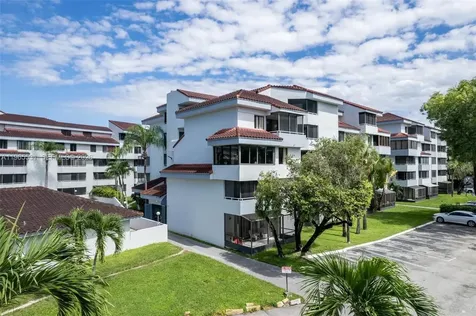 8275 SW 152nd Avenue Miami FL 33193