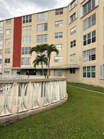 1475 NE 125th Terrace North Miami FL 33161