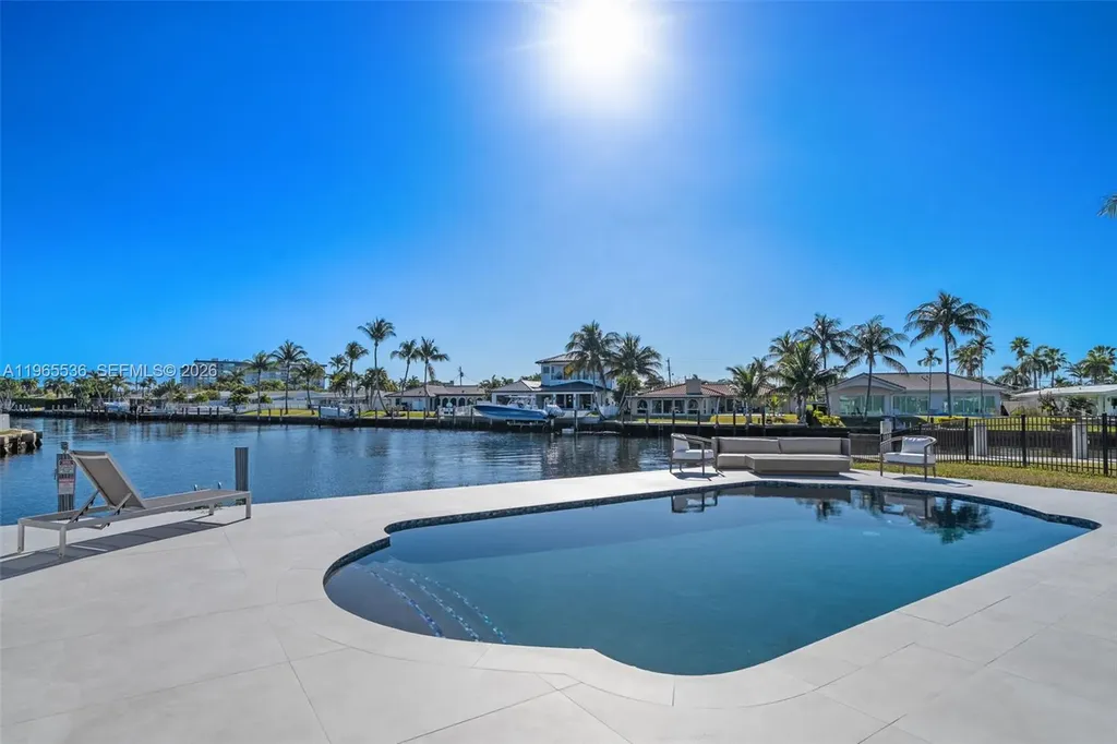 670 SE 7th Avenue Pompano Beach FL 33060