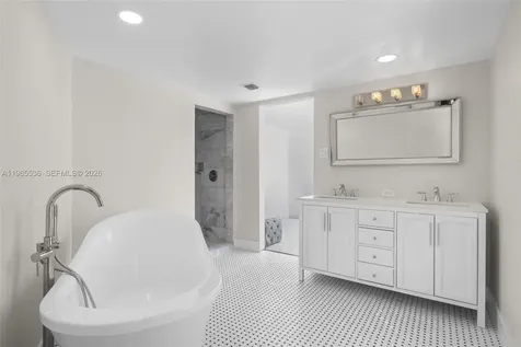 670 SE 7th Avenue Pompano Beach FL 33060