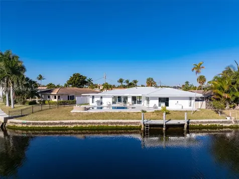 670 SE 7th Avenue Pompano Beach FL 33060