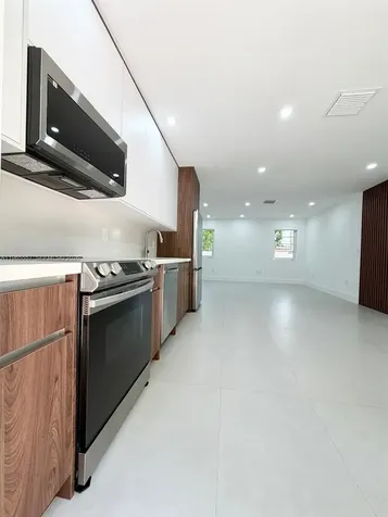 524 NE 65th Street Miami FL 33138