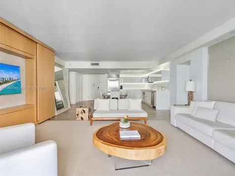 102 24th Street Miami Beach FL 33139