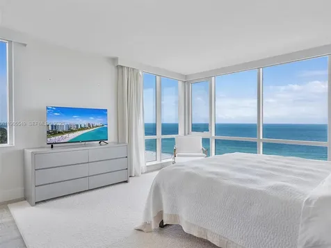 102 24th Street Miami Beach FL 33139