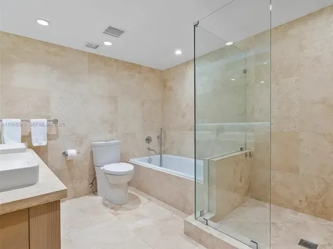 102 24th Street Miami Beach FL 33139