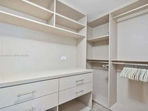 102 24th Street Miami Beach FL 33139
