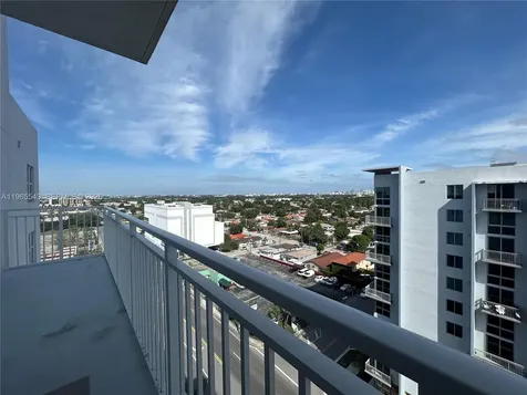 60 NW 37th Avenue Miami FL 33125