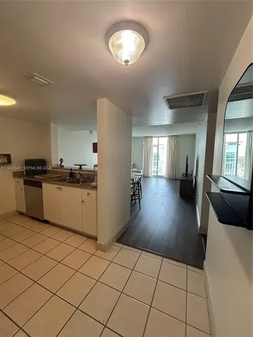 60 NW 37th Avenue Miami FL 33125