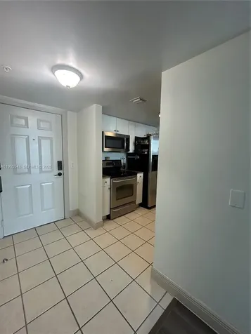 60 NW 37th Avenue Miami FL 33125