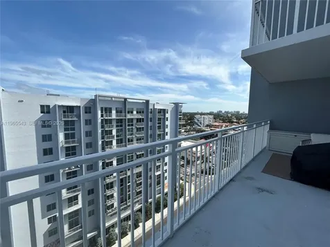 60 NW 37th Avenue Miami FL 33125