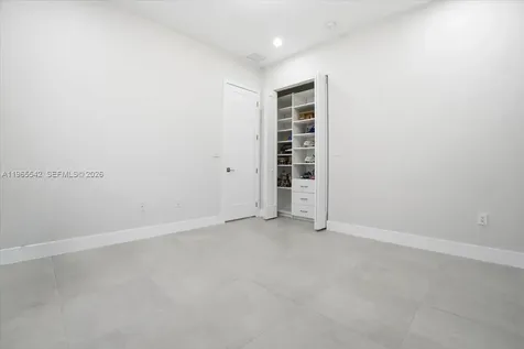 8096 NW 48th Terrace Doral FL 33166