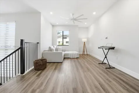 8096 NW 48th Terrace Doral FL 33166