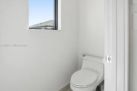 8096 NW 48th Terrace Doral FL 33166