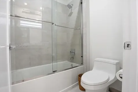 8096 NW 48th Terrace Doral FL 33166