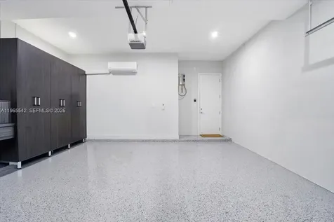 8096 NW 48th Terrace Doral FL 33166