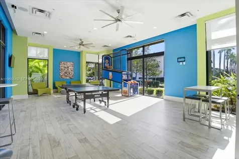 8096 NW 48th Terrace Doral FL 33166