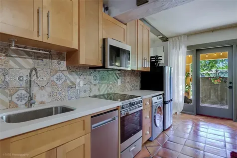 4500 Sheridan Avenue Miami Beach FL 33140