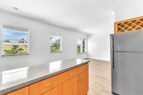 737 Jefferson Avenue Miami Beach FL 33139