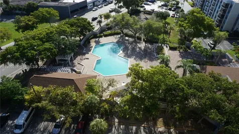 1470 NE 123 Street NE 1470 NE 123 Street North Miami FL 33161