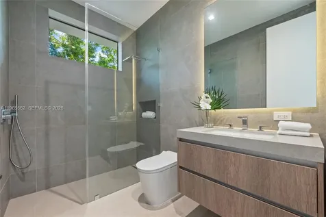 215 S Shore Drive Miami FL 33133