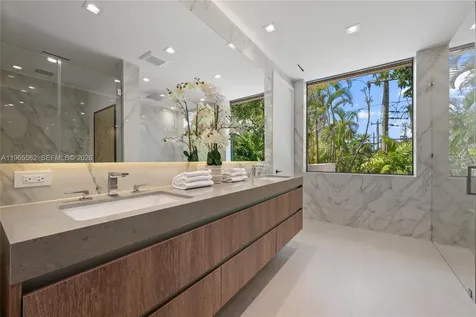 215 S Shore Drive Miami FL 33133