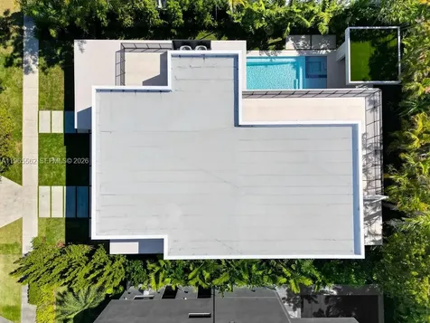 215 S Shore Drive Miami FL 33133
