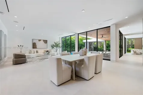 215 S Shore Drive Miami FL 33133