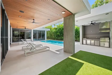 215 S Shore Drive Miami FL 33133