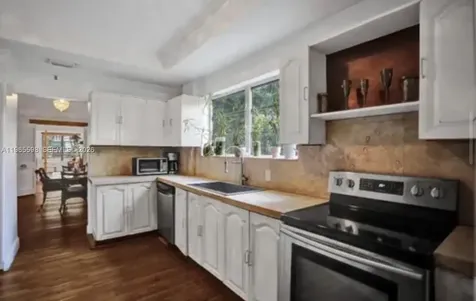 1107 Alhambra Circle Coral Gables FL 33134