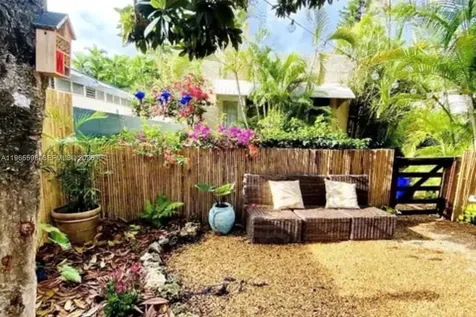 1107 Alhambra Circle Coral Gables FL 33134