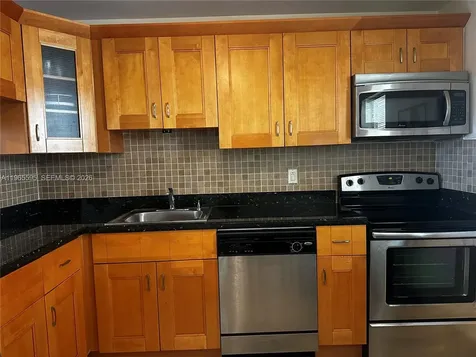 410 SE 2nd Street Hallandale Beach FL 33009