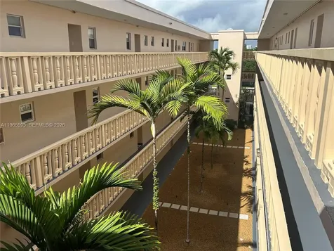 410 SE 2nd Street Hallandale Beach FL 33009