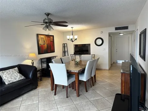 410 SE 2nd Street Hallandale Beach FL 33009