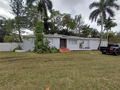1050 NE 82nd Street Miami FL 33138
